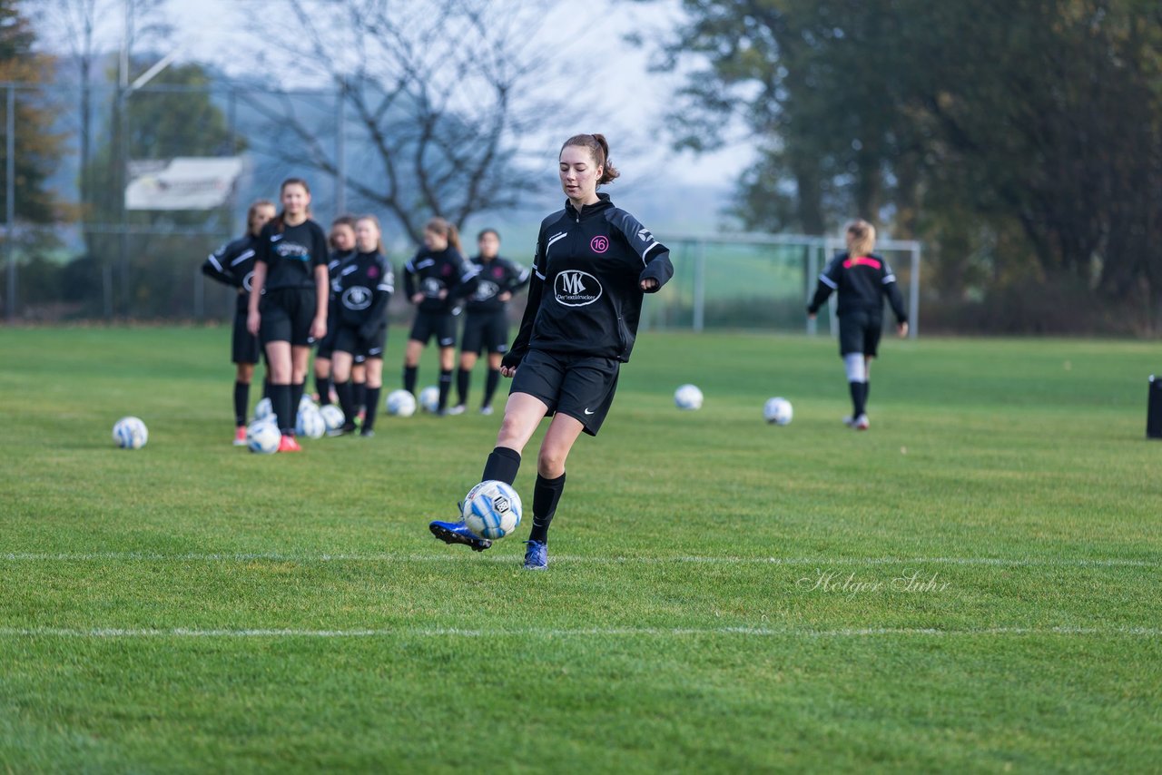 Bild 139 - wBJ MSG Steinhorst-Krummesse - VfL Pinneberg : Ergebnis: 2:0